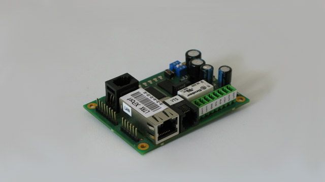 Telefonní komunikátor INET