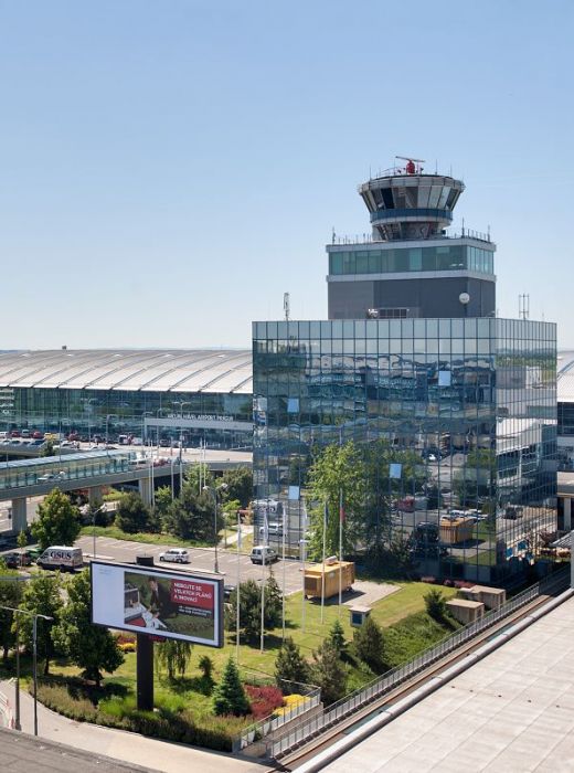 Letiště Praha - pulty centralizované ochrany RADOMNET II