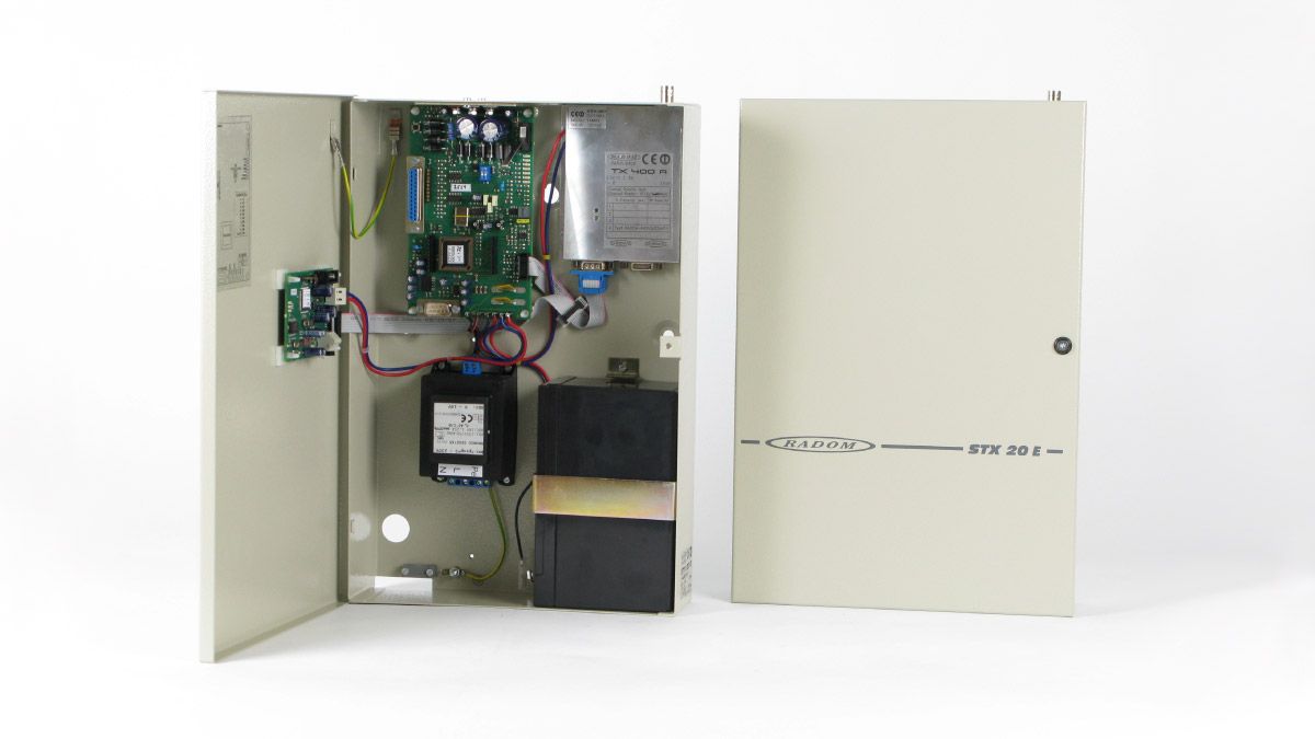 Rádiový vysílač STX20E